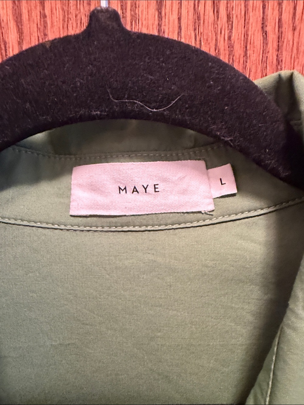Maye-Beautiful Light Green Button-Front Collared Shirt. - Picture 2 of 4